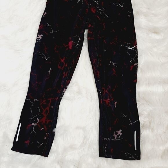 ‎Nike Dri-Fit capri leggings - Picture 7 of 7